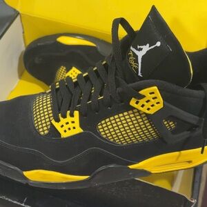 Mens air jordan 4 retro thunder